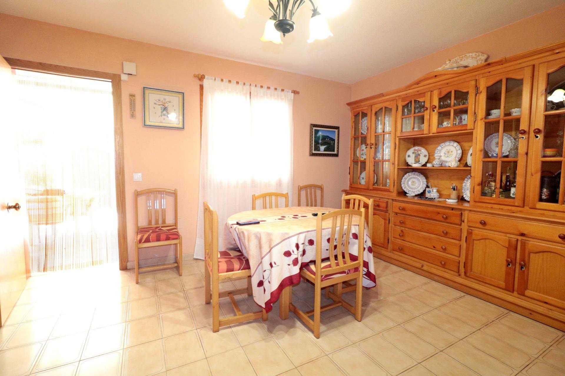 Reventa - Town House -
Torrevieja - Playa De Los Naufragos
