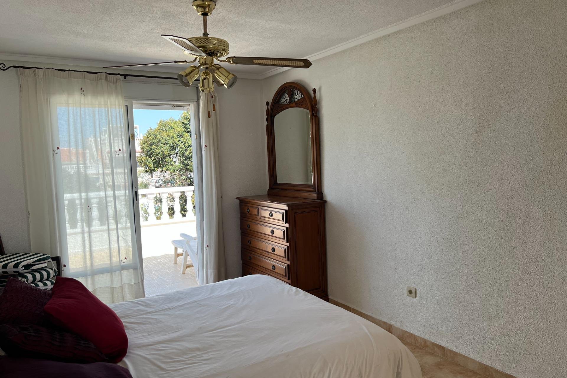 Reventa - Town House -
Torrevieja - San Luis