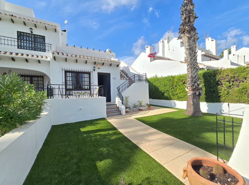 Reventa - Town House -
Villamartin - Costa Blanca