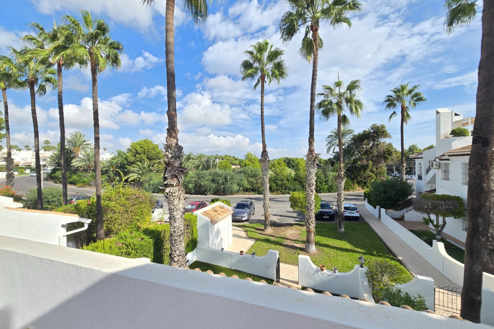 Reventa - Town House -
Villamartin - Costa Blanca