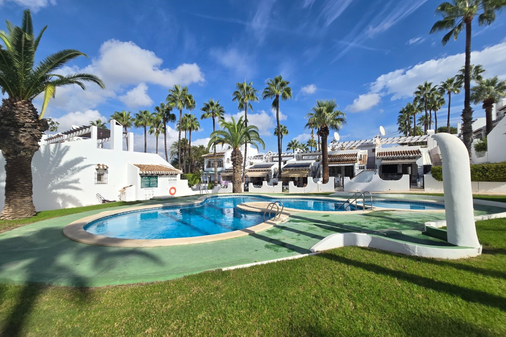 Reventa - Town House -
Villamartin - Costa Blanca