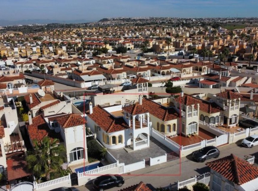 Reventa - Villa -
Algorfa - Inland