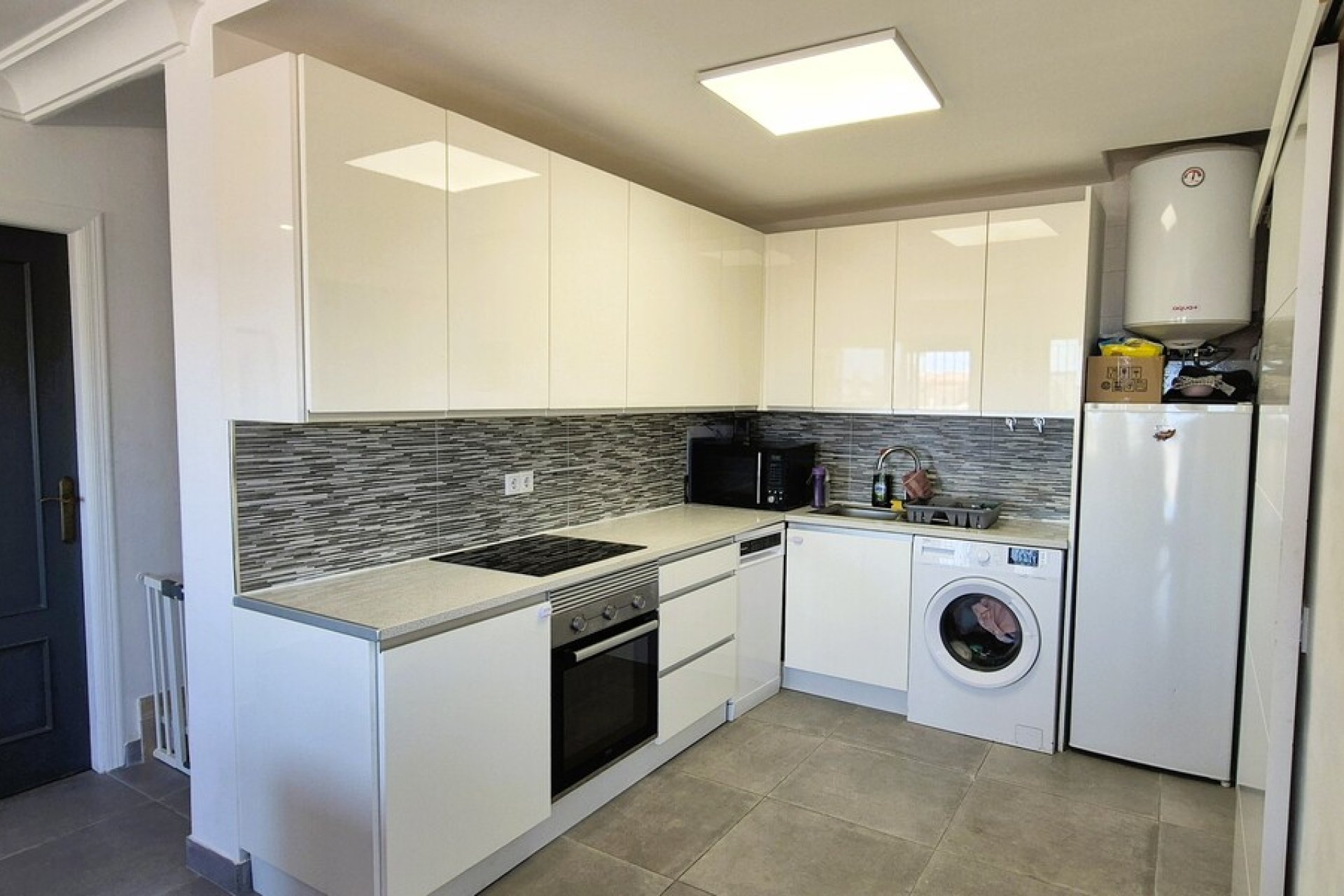 Reventa - Villa -
Blue Lagoon - Costa Blanca