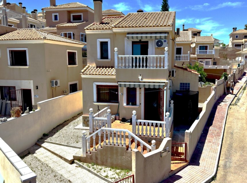 Reventa - Villa -
Blue Lagoon - Costa Blanca