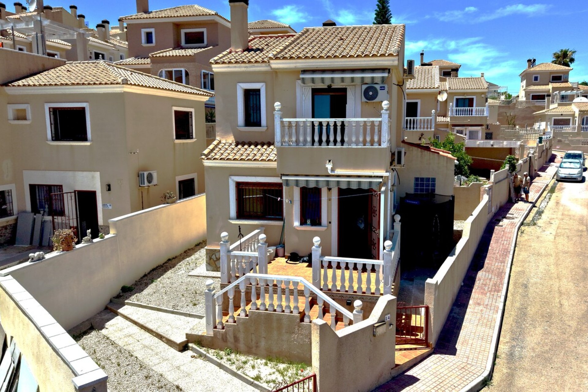 Reventa - Villa -
Blue Lagoon - Costa Blanca