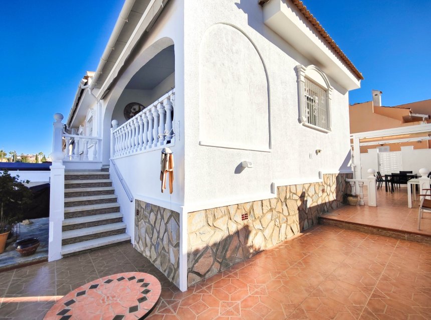 Reventa - Villa -
Ciudad Quesada - Costa Blanca