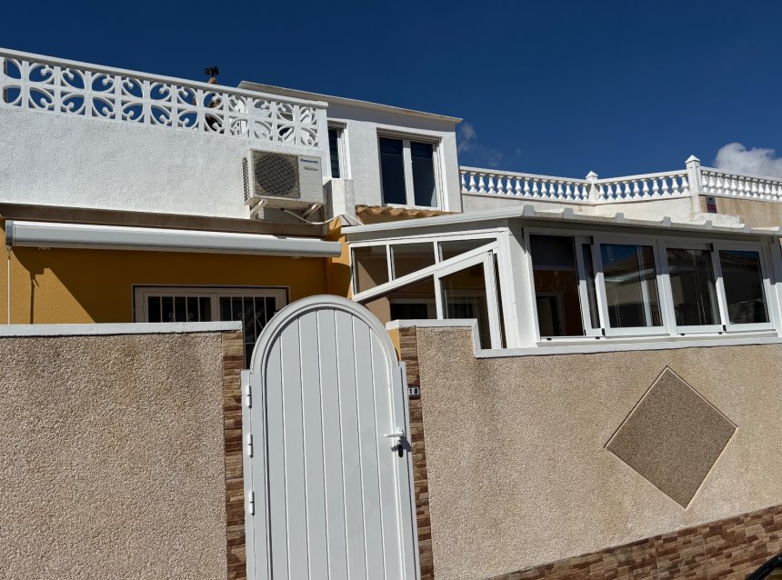 Reventa - Villa -
Orihuela Costa - Costa Blanca