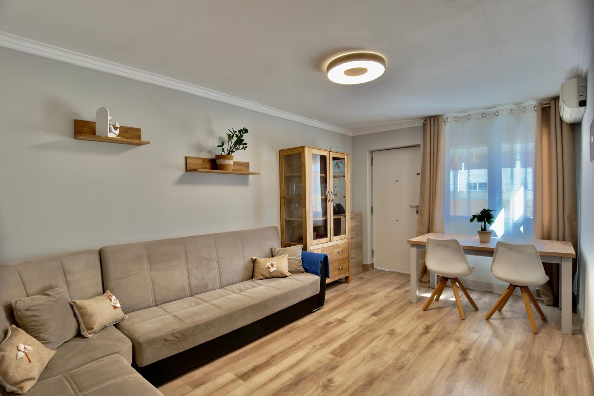 Reventa - Villa -
Orihuela Costa - Costa Blanca
