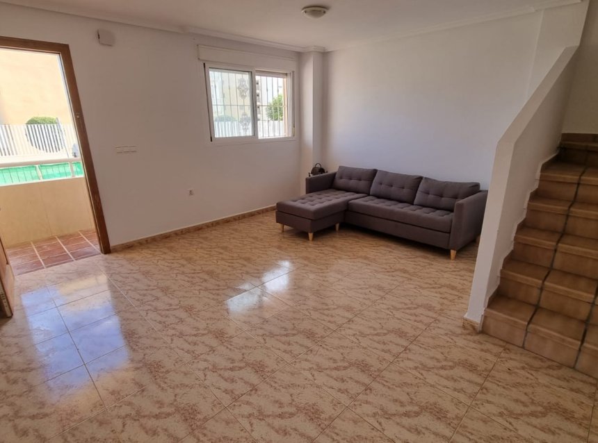 Reventa - Villa -
Orihuela Costa - Costa Blanca