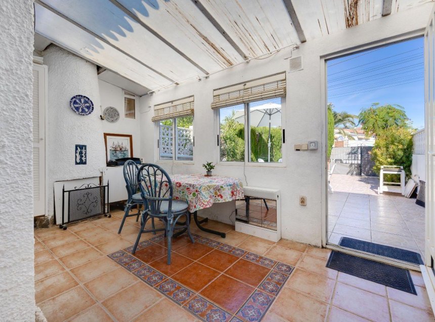 Reventa - Villa -
Torrevieja - Calas Blanca