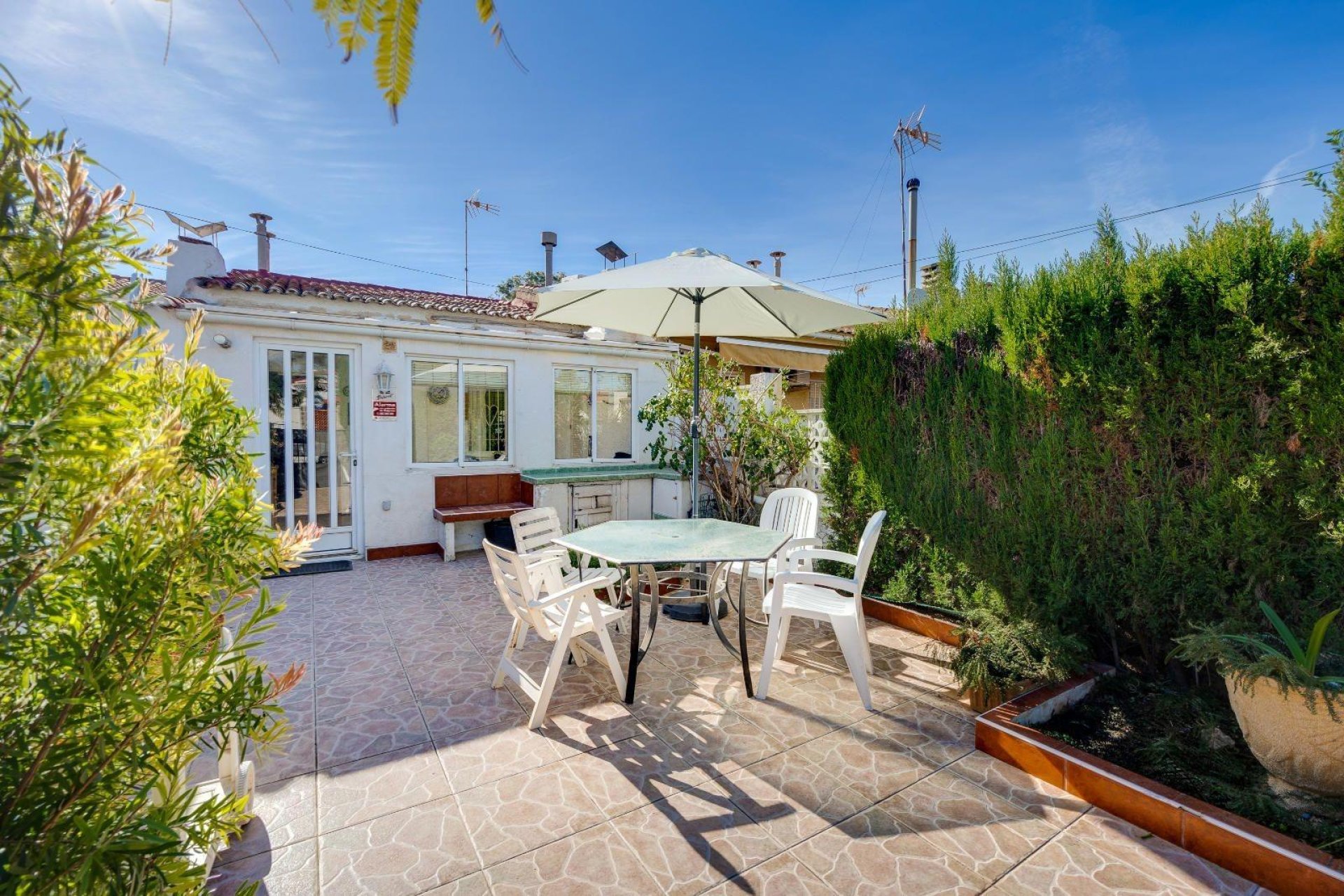 Reventa - Villa -
Torrevieja - Calas Blanca