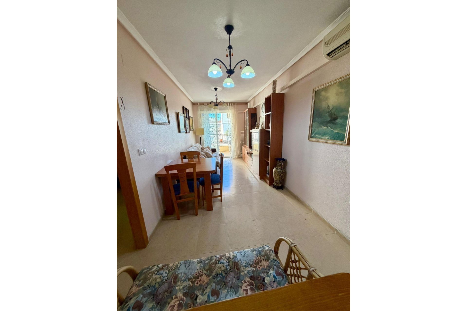 Reventa - Villa -
Torrevieja - Centro