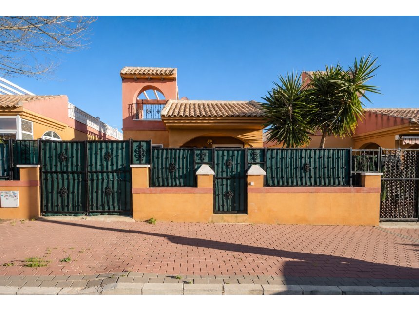 Reventa - Villa -
Torrevieja - Costa Blanca