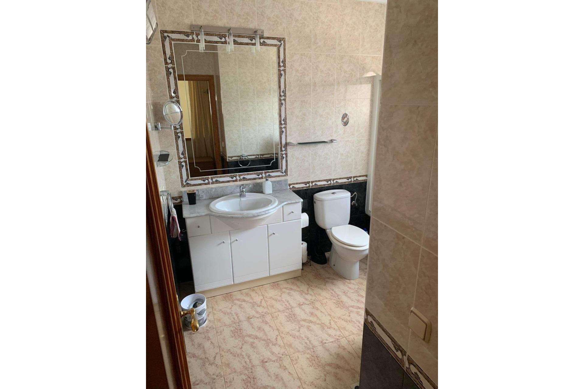 Reventa - Villa -
Villamartin - Costa Blanca