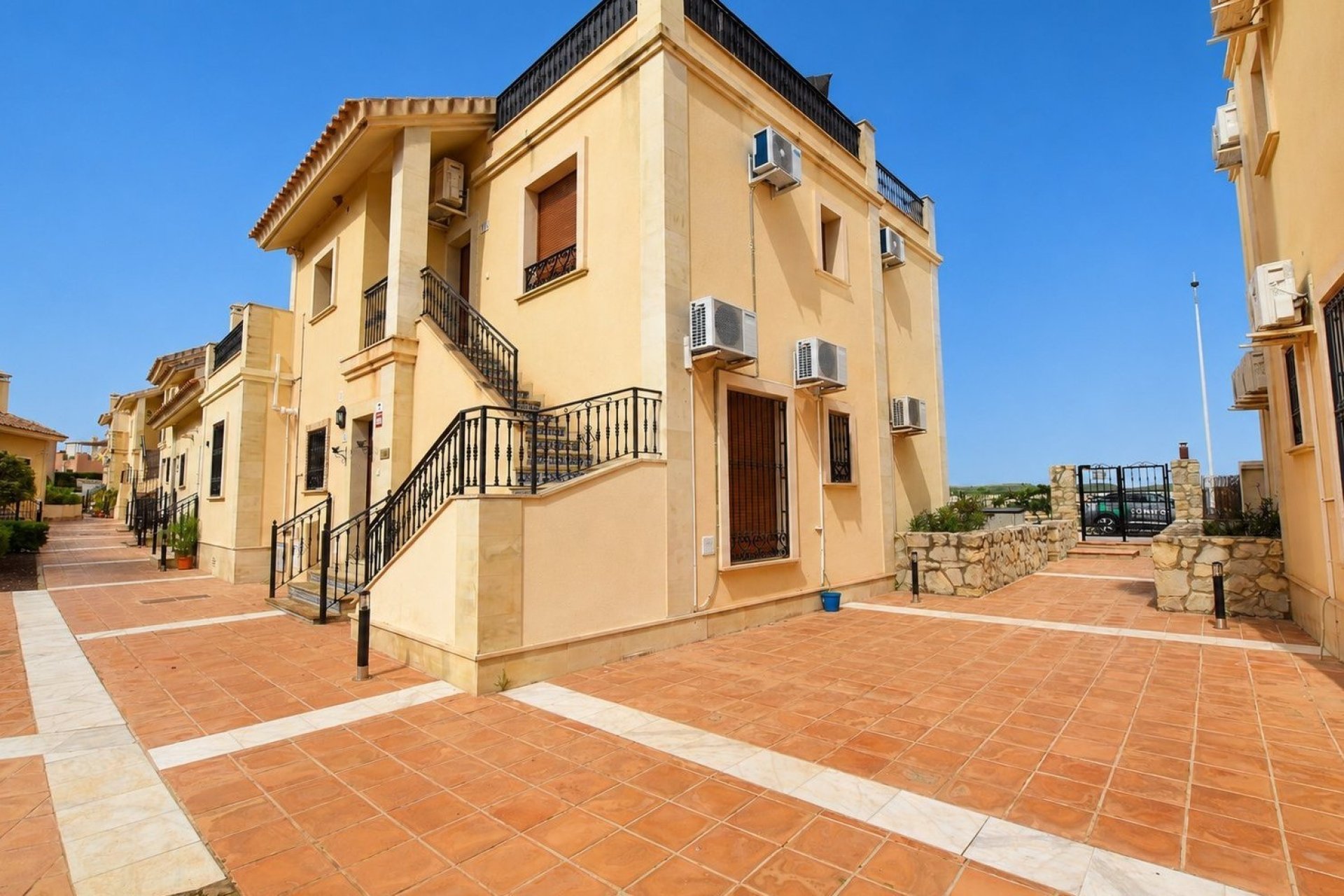 Revente - Apartment -
Algorfa - Inland