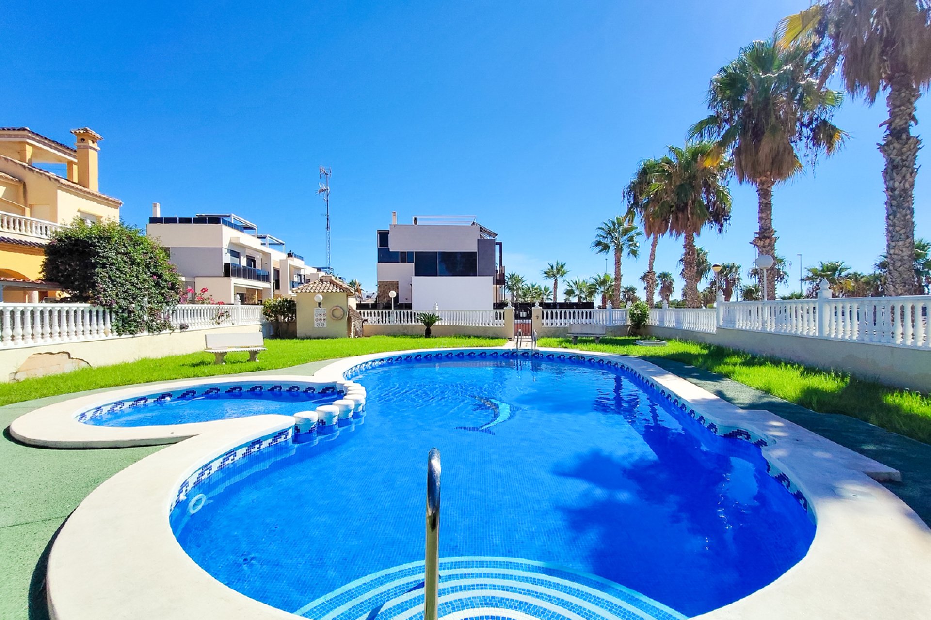 Revente - Apartment -
Cabo Roig - Costa Blanca