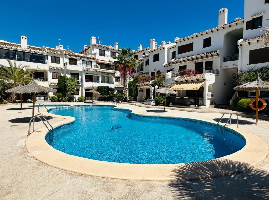 Revente - Apartment -
Cabo Roig