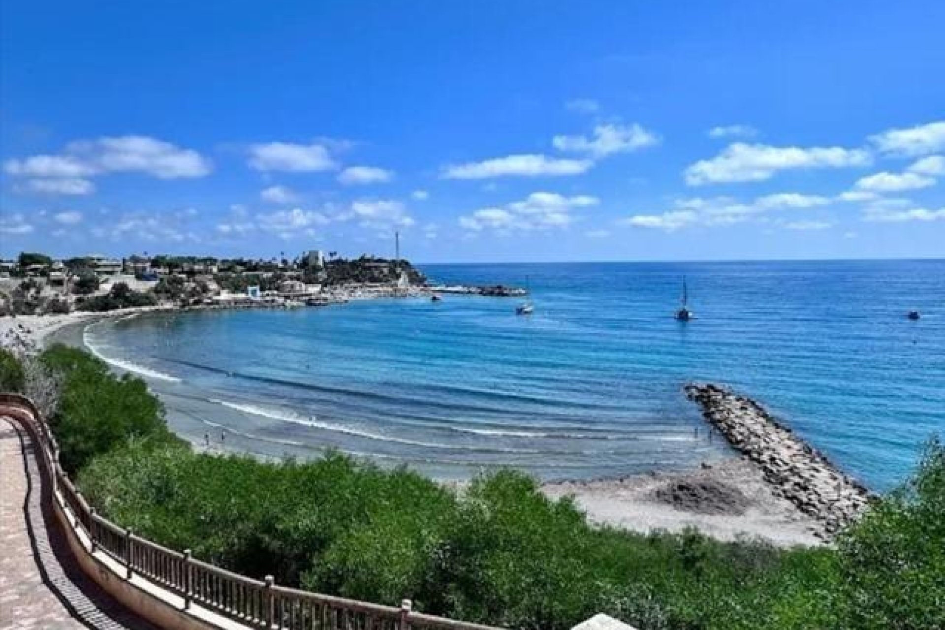 Revente - Apartment -
Cabo Roig