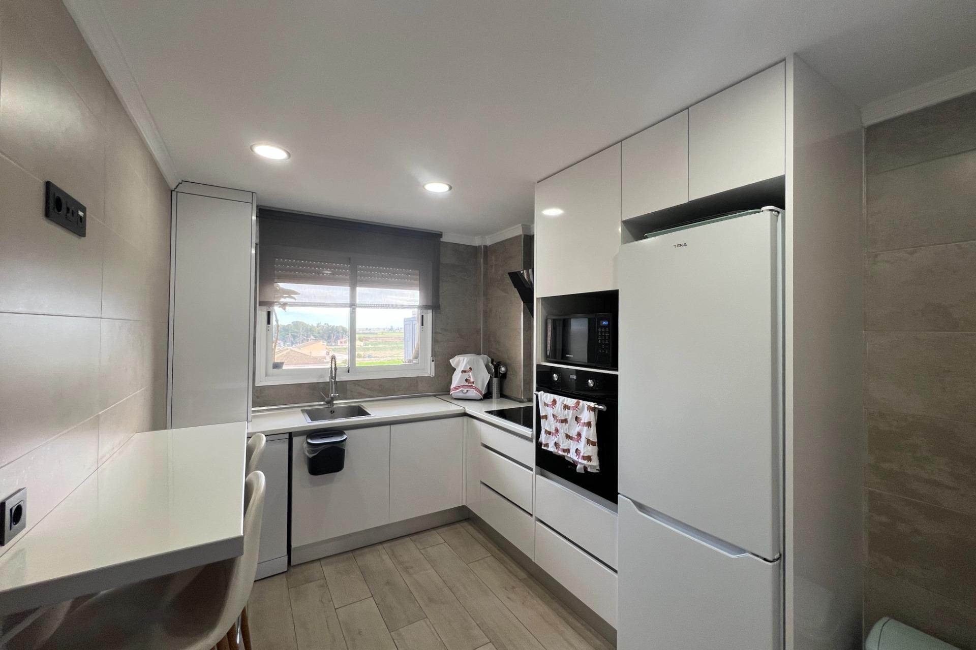 Revente - Apartment -
Dolores - Comunidad Valenciana