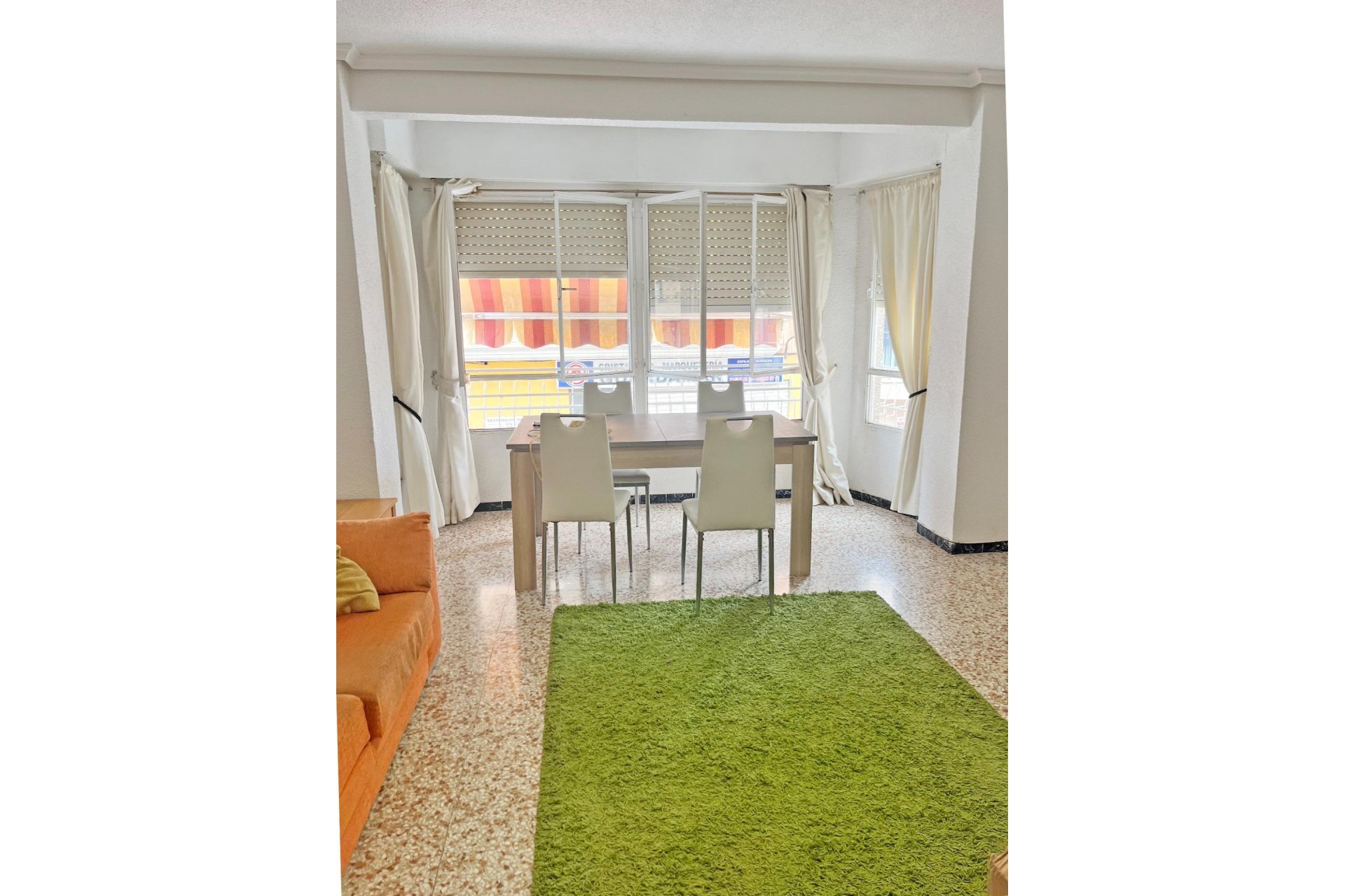 Revente - Apartment -
Guardamar del Segura - Centro