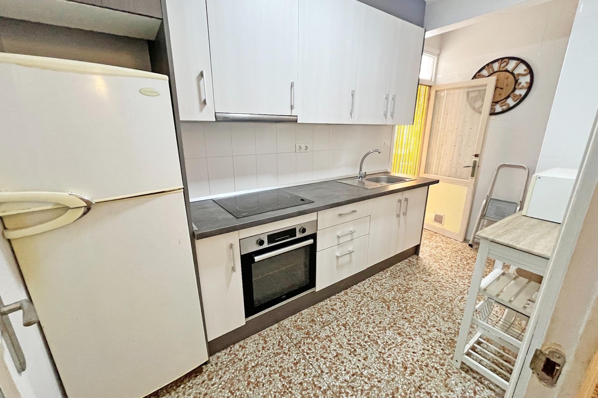 Revente - Apartment -
Guardamar del Segura - Centro