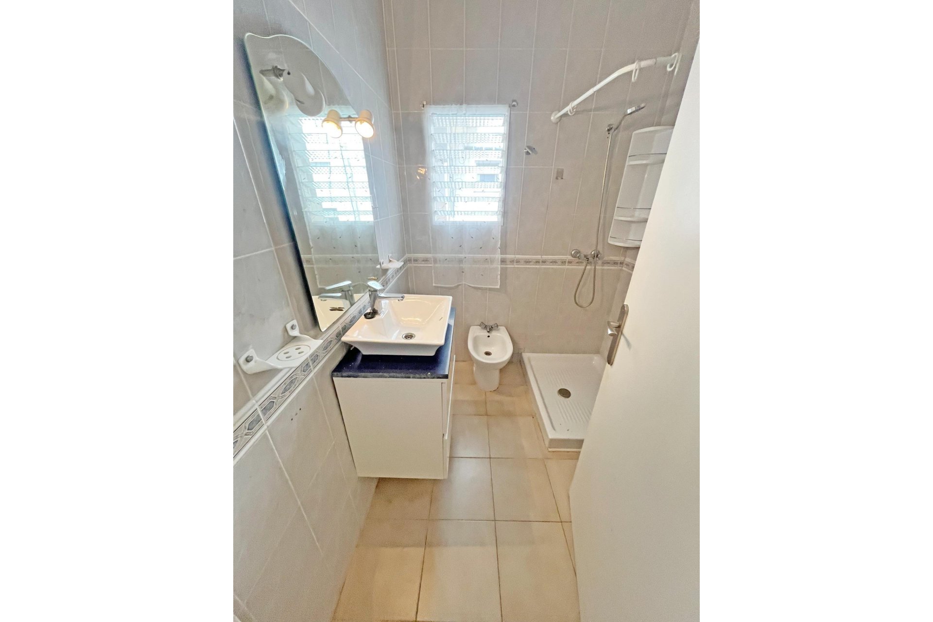 Revente - Apartment -
Guardamar del Segura - Centro