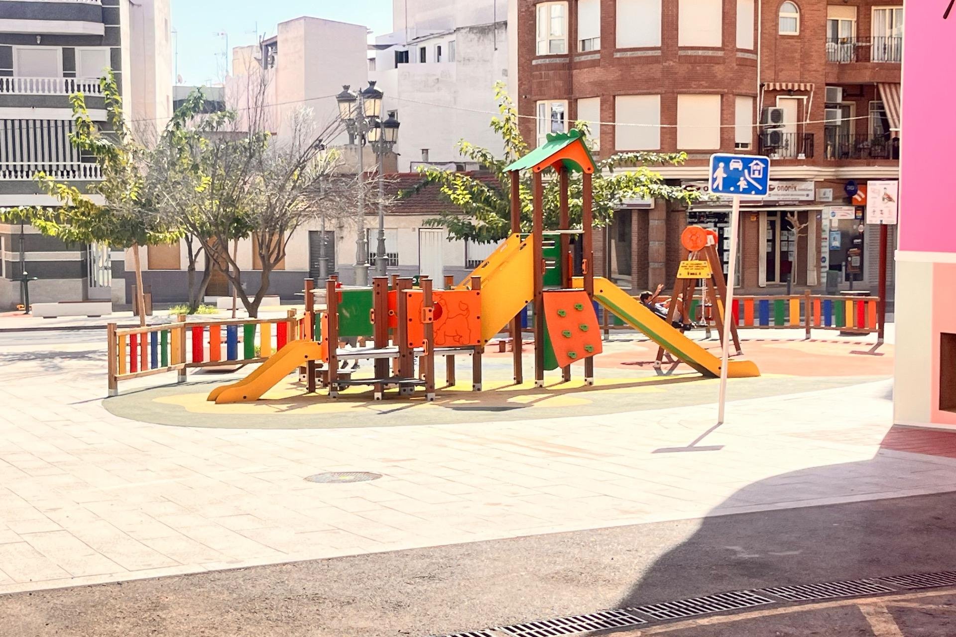 Revente - Apartment -
Guardamar del Segura - Centro