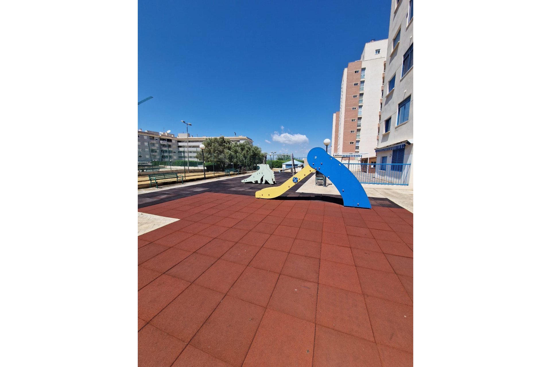 Revente - Apartment -
Guardamar del Segura - Costa Blanca