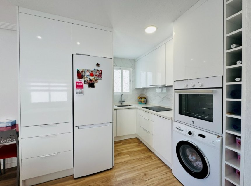 Revente - Apartment -
Guardamar del Segura - Costa Blanca