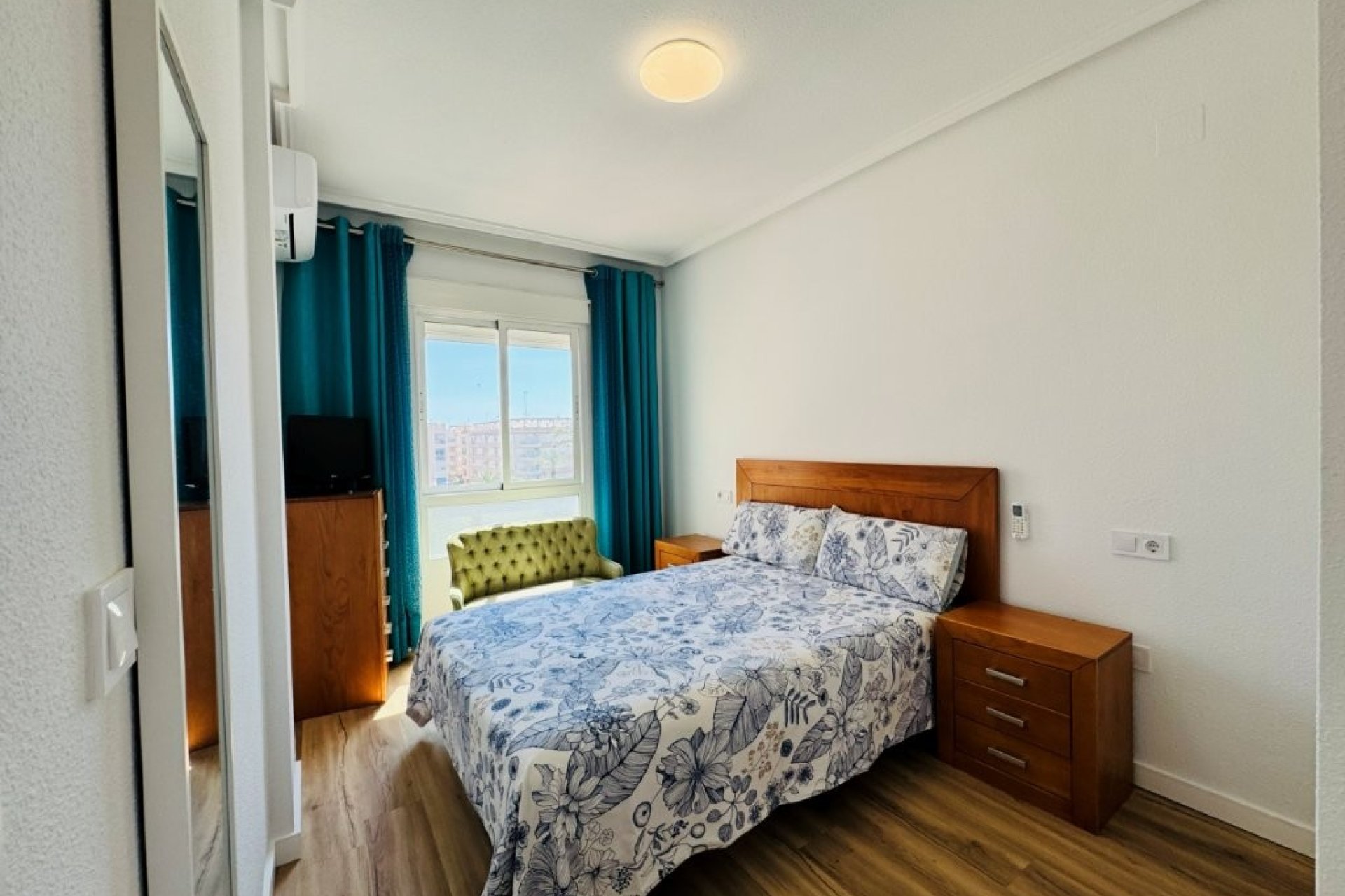 Revente - Apartment -
Guardamar del Segura - Costa Blanca