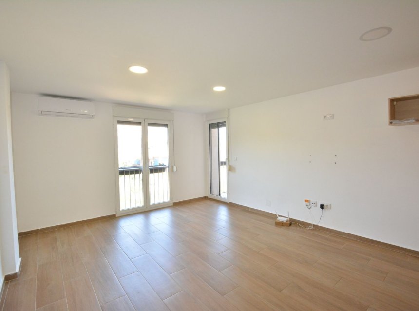 Revente - Apartment -
Guardamar del Segura - Costa Blanca