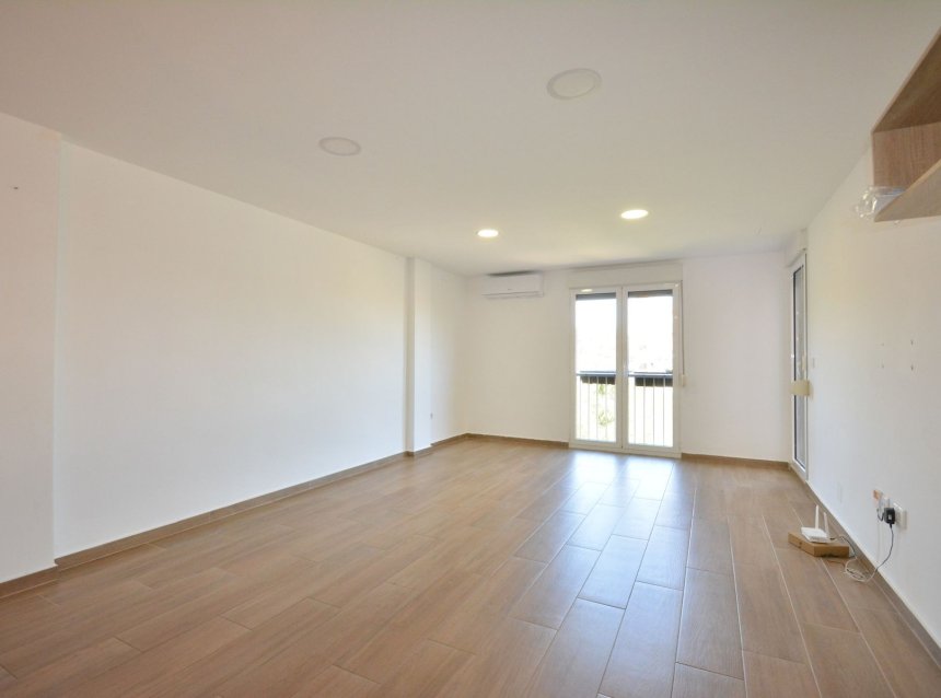 Revente - Apartment -
Guardamar del Segura - Costa Blanca