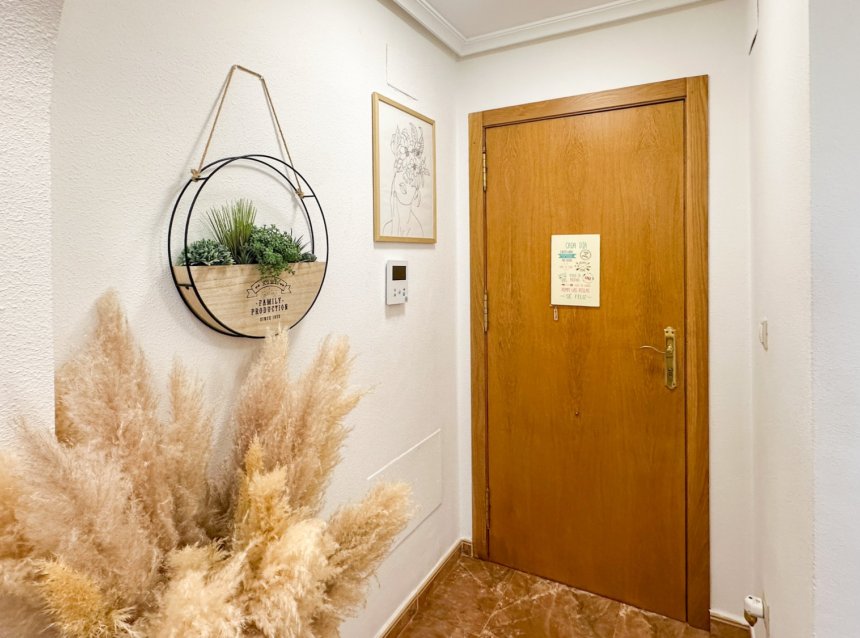 Revente - Apartment -
Guardamar del Segura - Costa Blanca