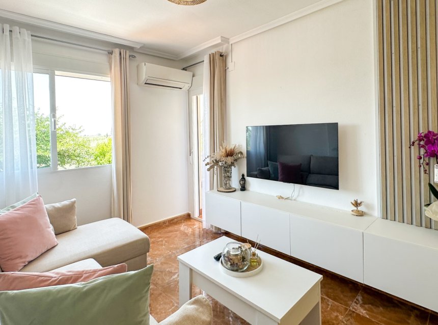 Revente - Apartment -
Guardamar del Segura - Costa Blanca