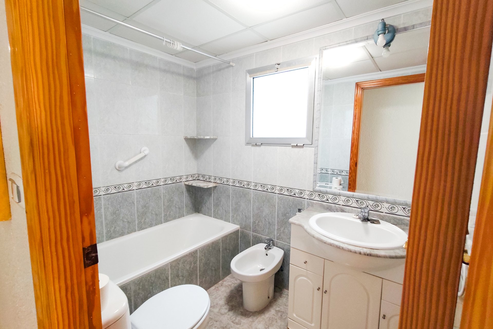 Revente - Apartment -
Guardamar del Segura - Costa Blanca