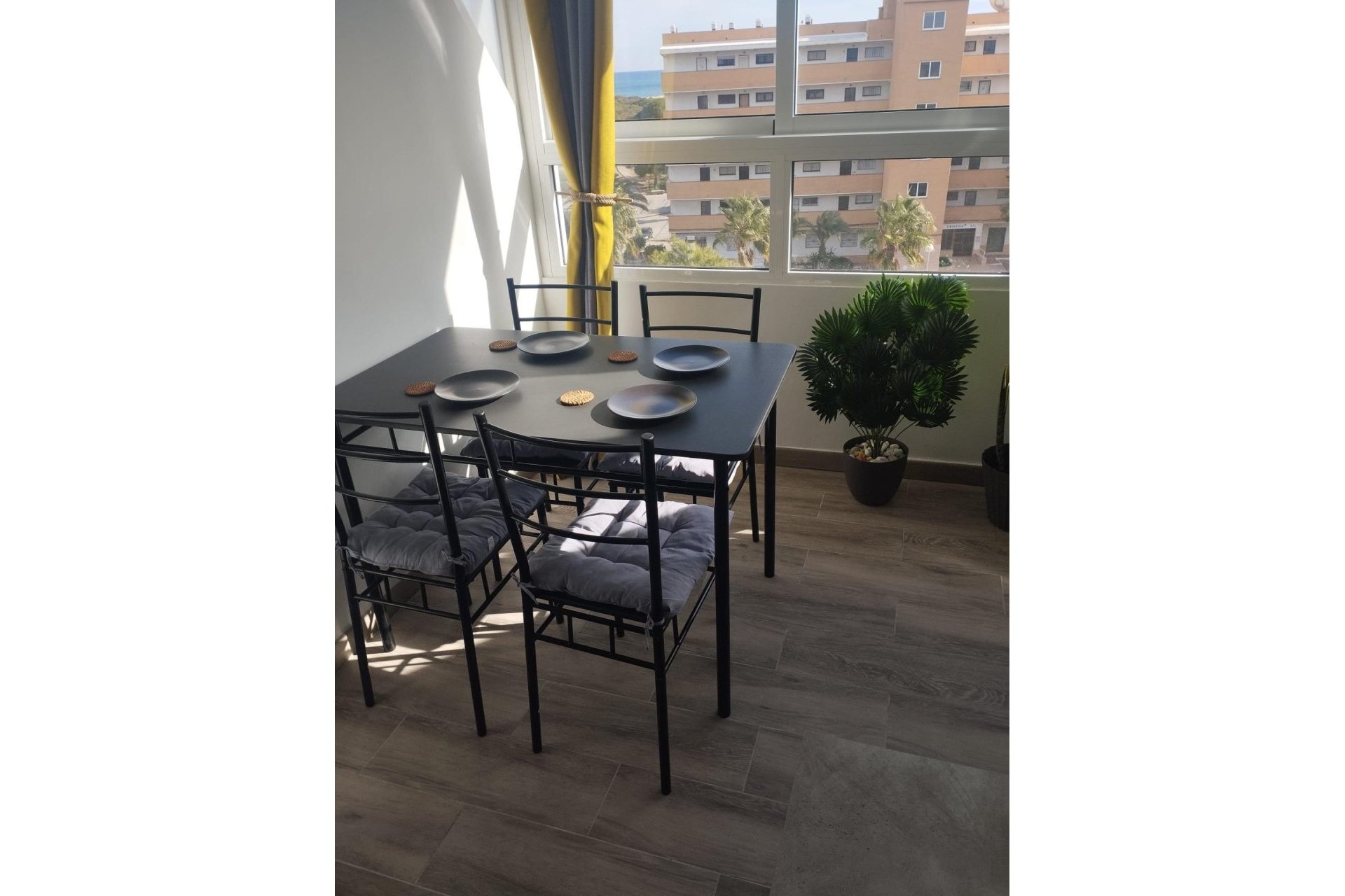 Revente - Apartment -
Guardamar del Segura - Pinomar