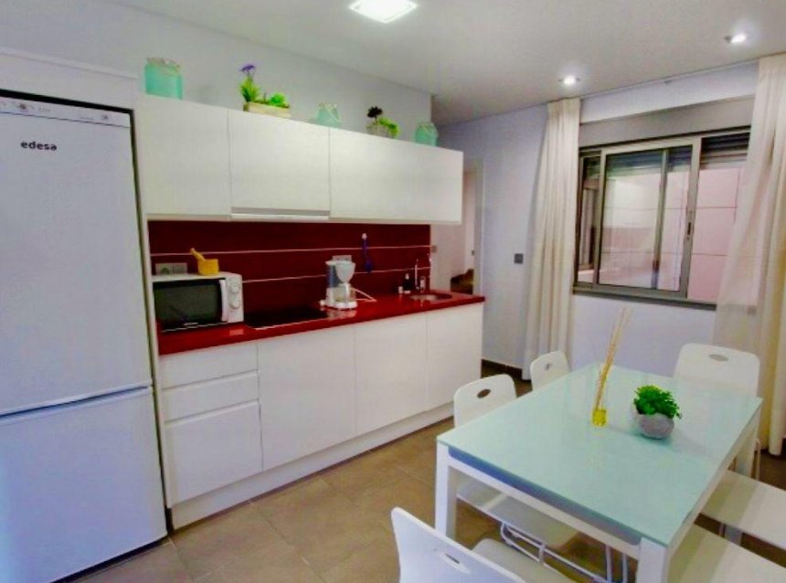Revente - Apartment -
Guardamar del Segura - Pueblo