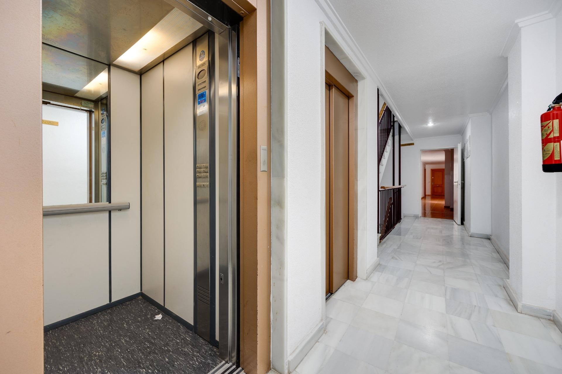 Revente - Apartment -
Guardamar del Segura - Pueblo