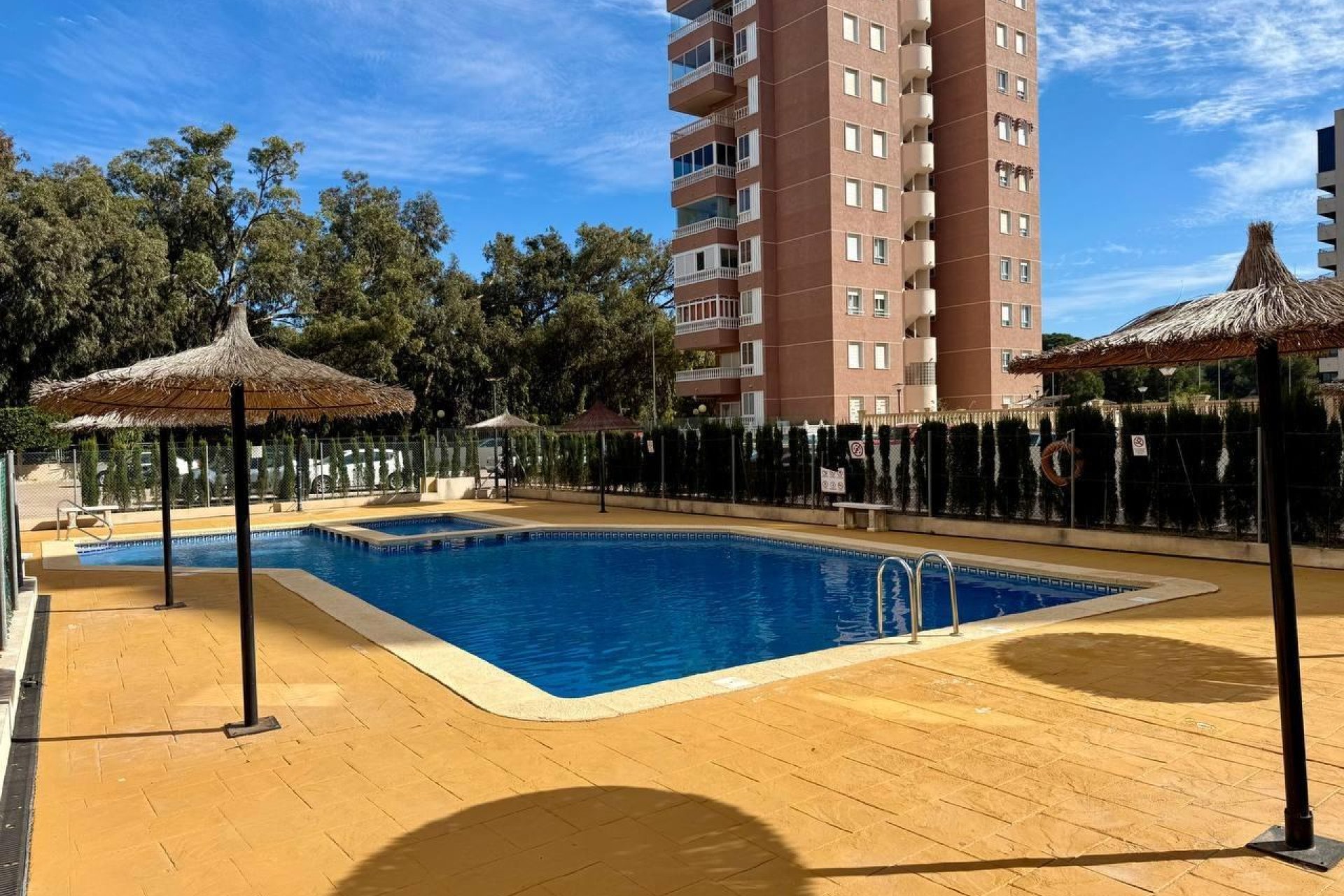 Revente - Apartment -
Guardamar del Segura - Puerto