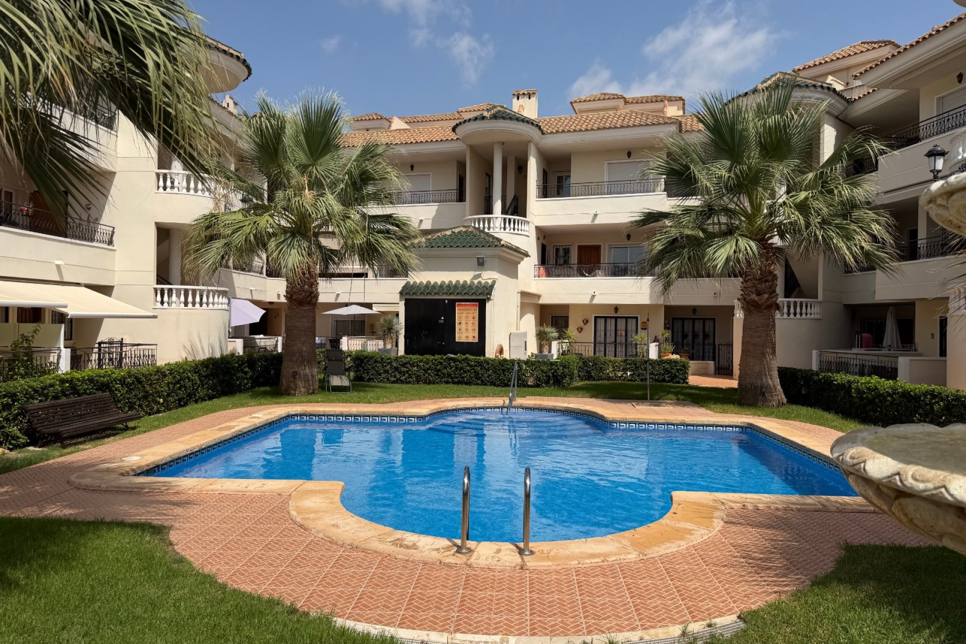Revente - Apartment -
Jacarilla - Inland