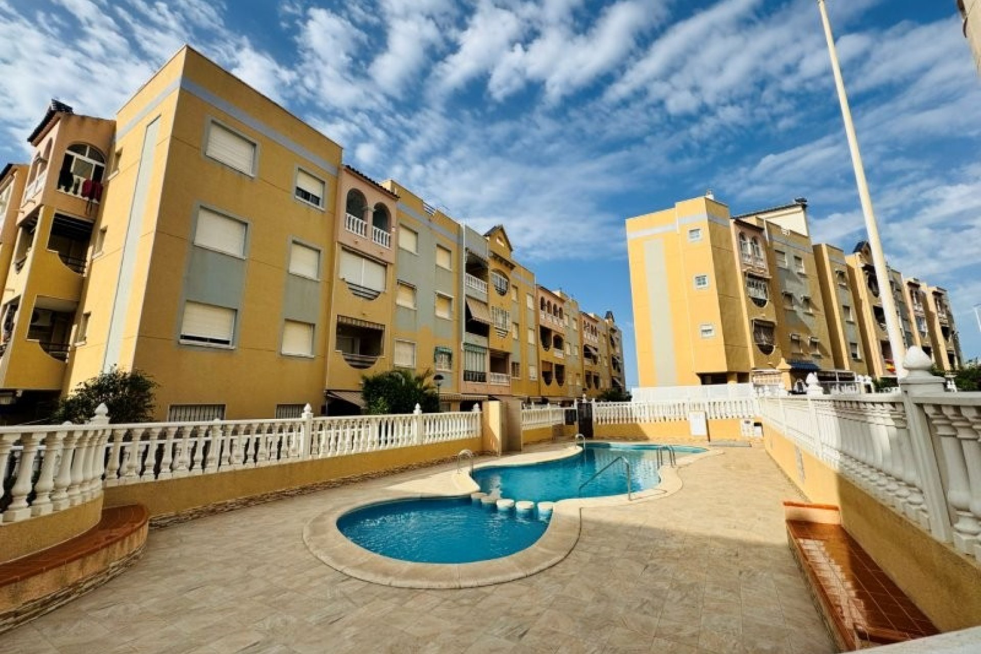 Revente - Apartment -
La Mata - Costa Blanca