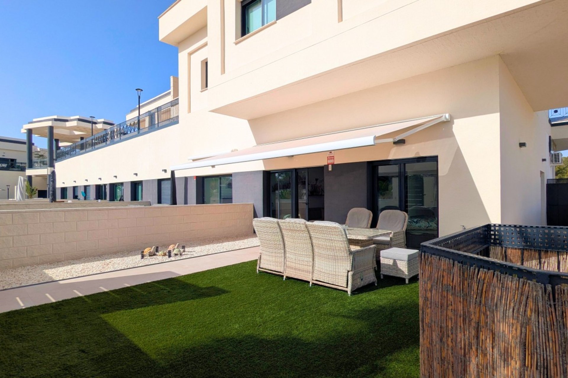 Revente - Apartment -
Lo Crispin - Inland