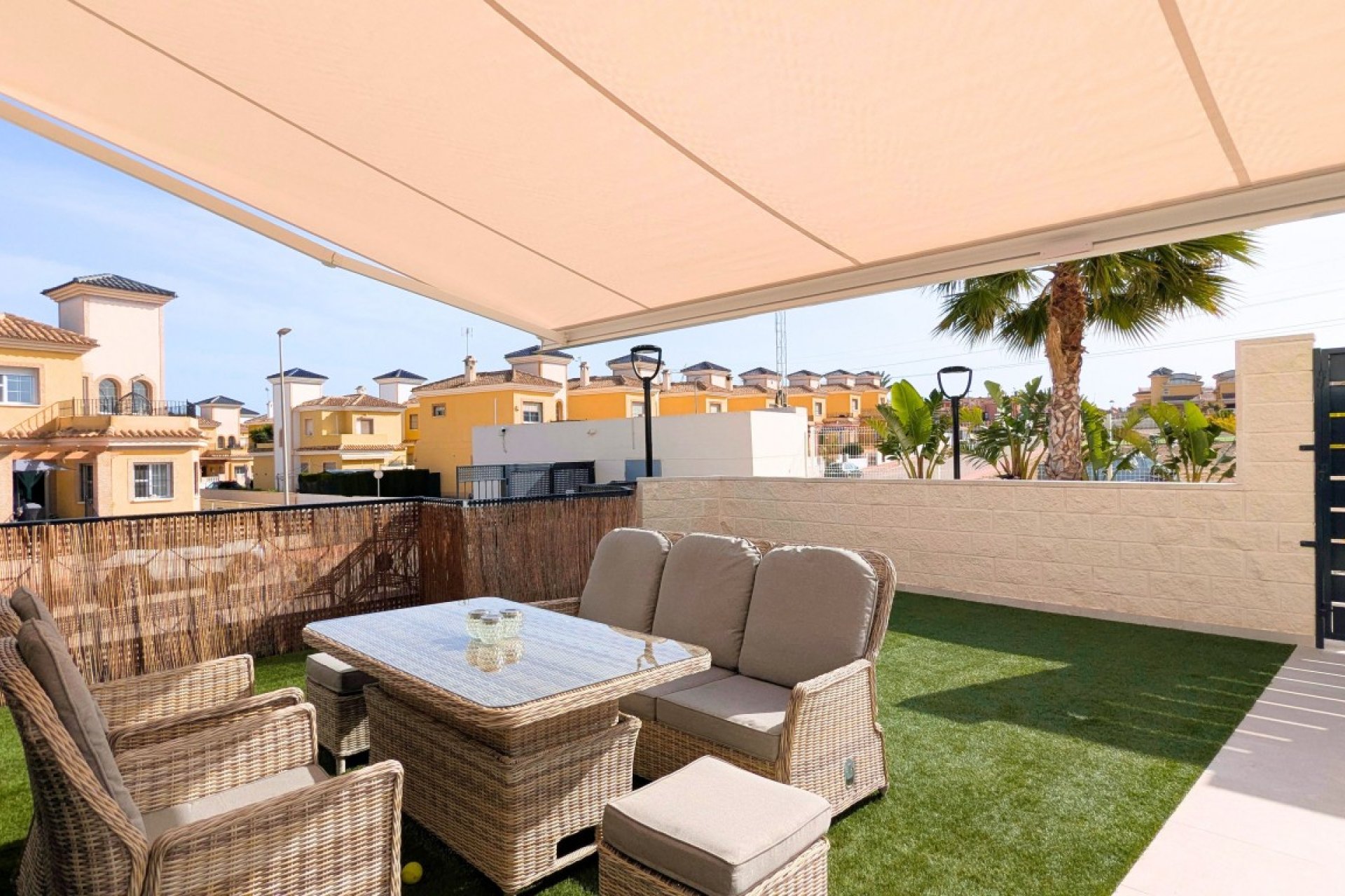 Revente - Apartment -
Lo Crispin - Inland
