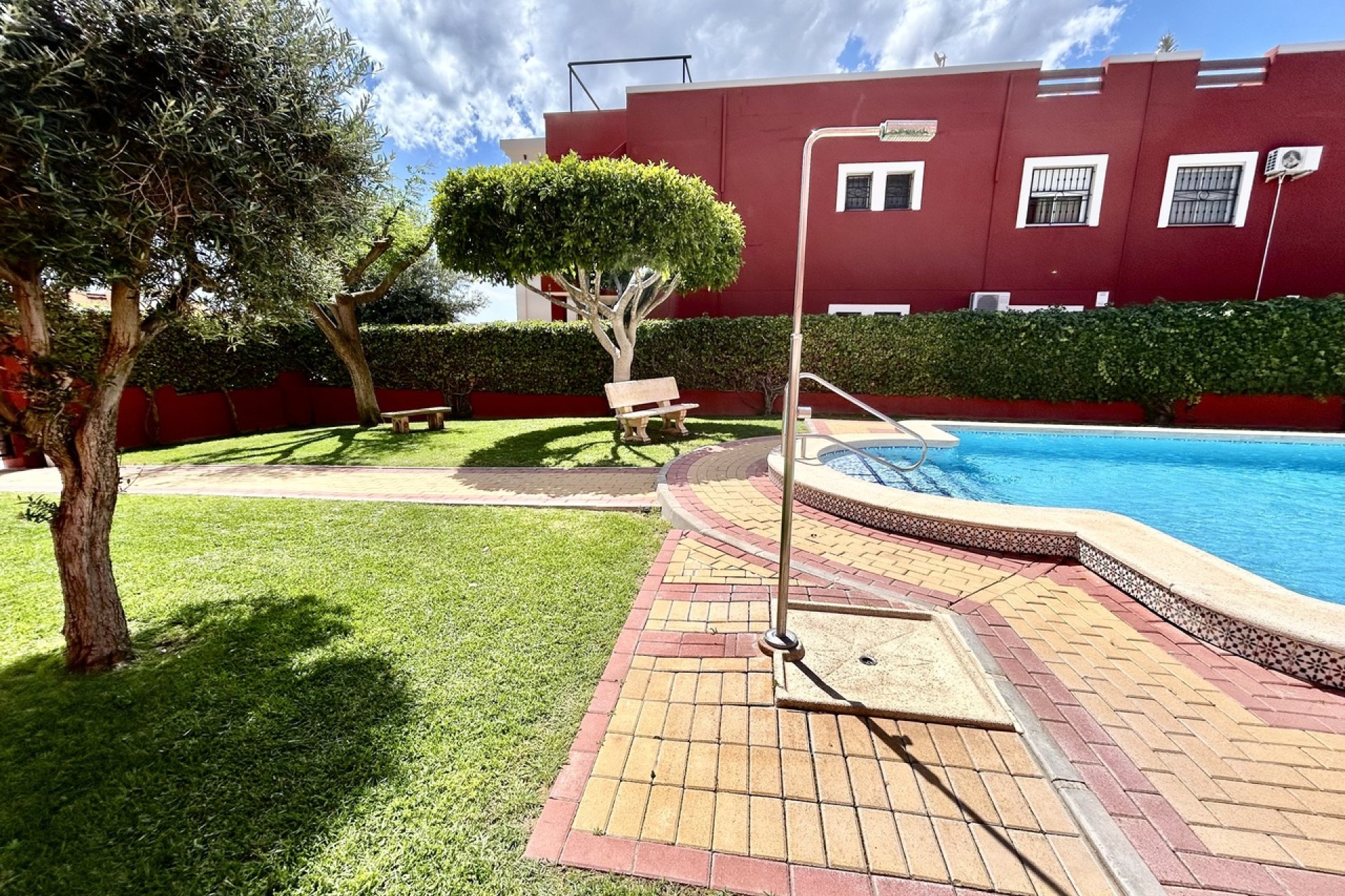 Revente - Apartment -
Los Altos - Costa Blanca