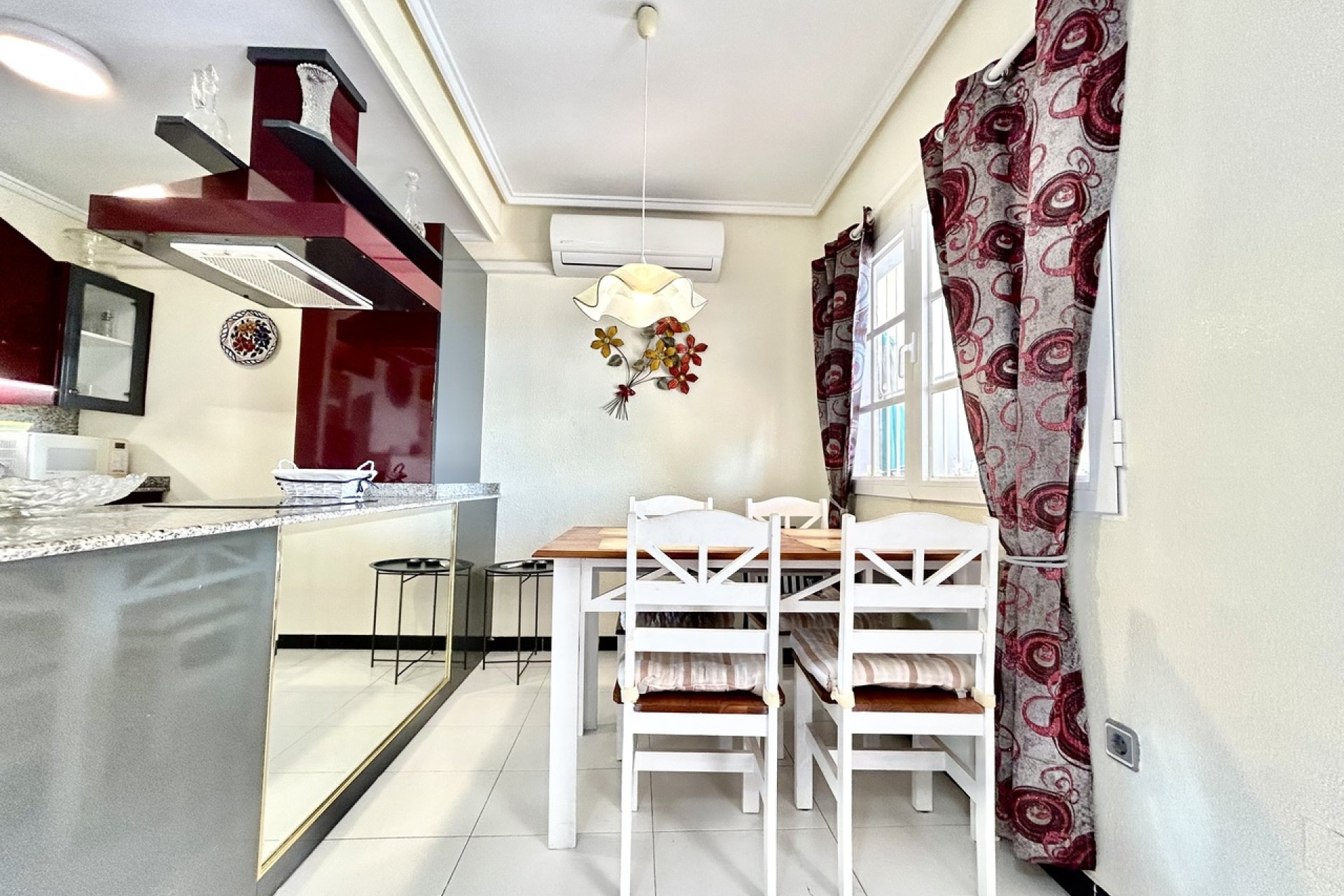 Revente - Apartment -
Los Altos - Costa Blanca