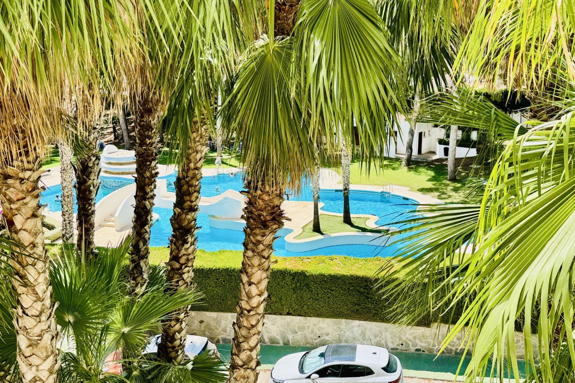 Revente - Apartment -
Orihuela Costa - Altos De Campoamor
