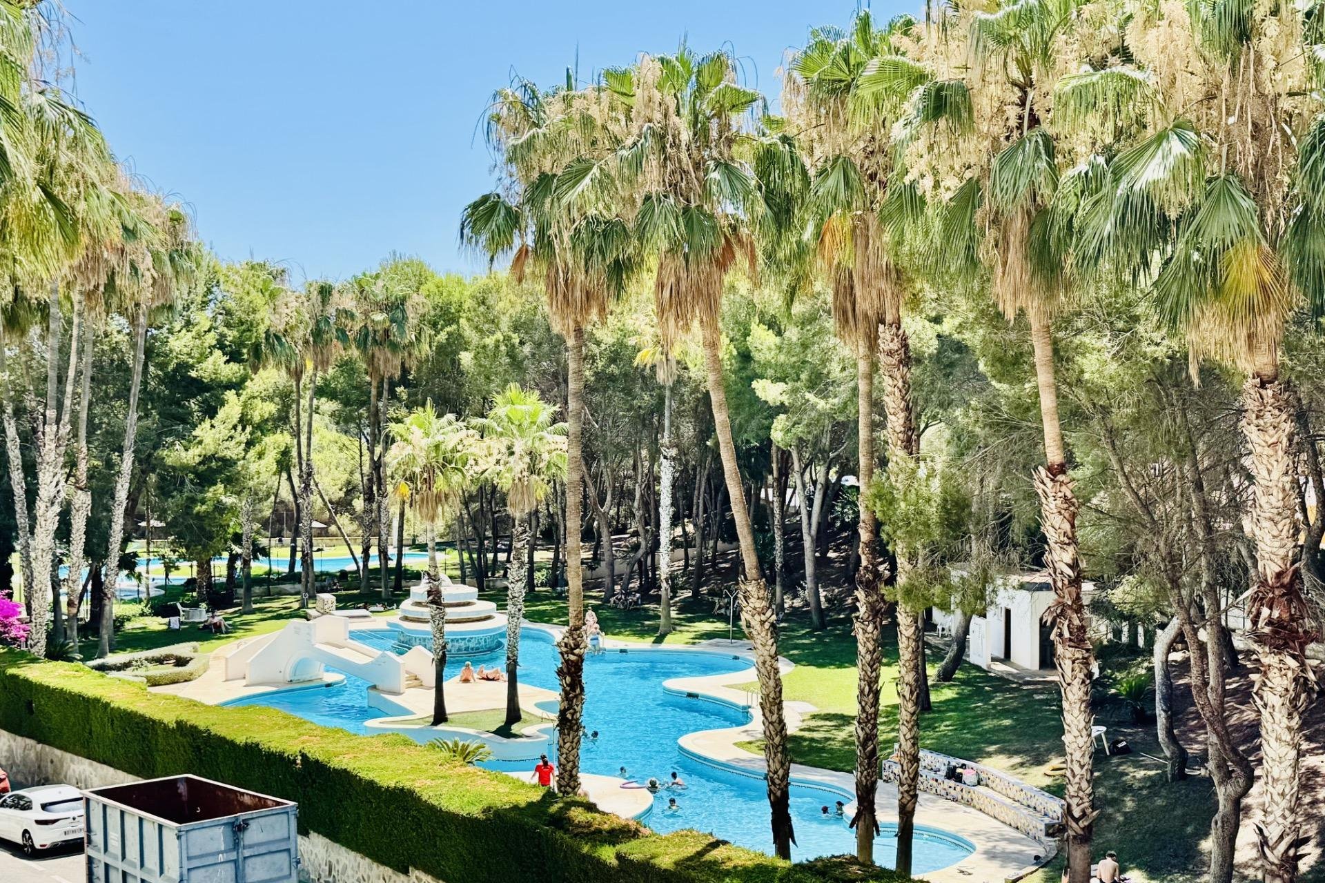 Revente - Apartment -
Orihuela Costa - Altos De Campoamor