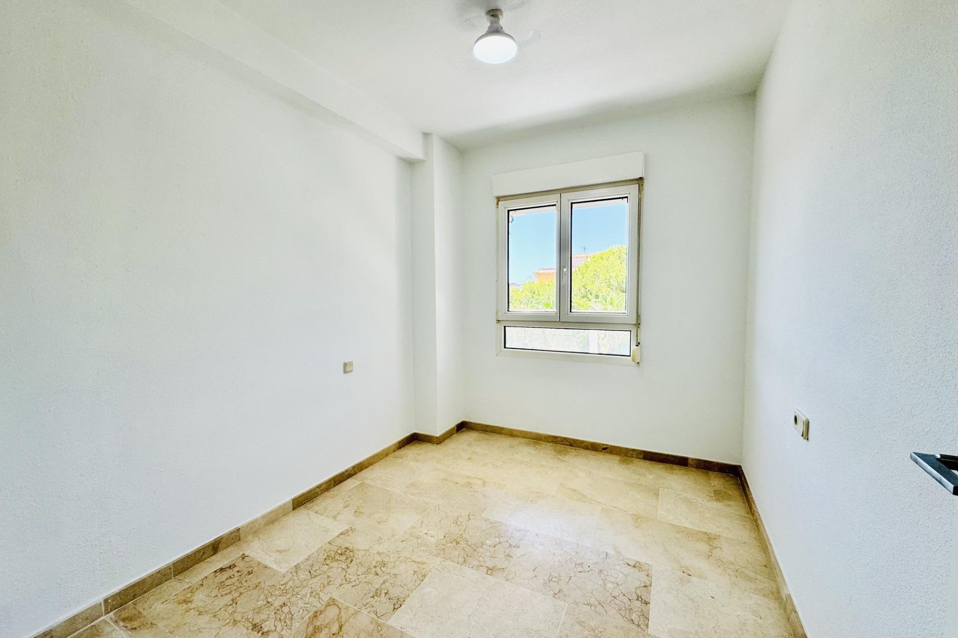 Revente - Apartment -
Orihuela Costa - Altos De Campoamor