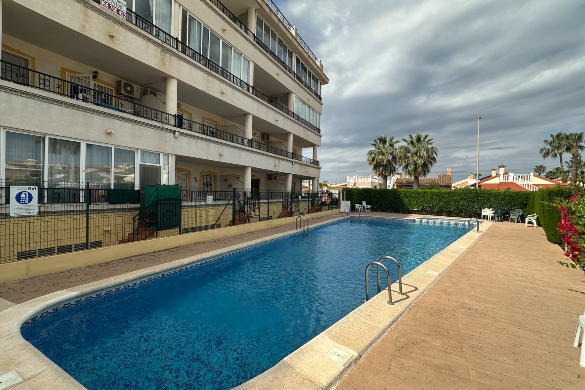 Revente - Apartment -
Orihuela Costa - Costa Blanca