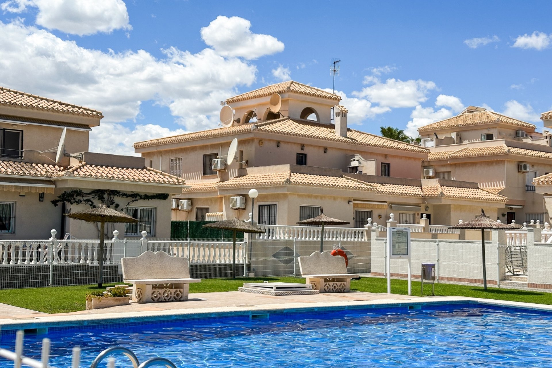 Revente - Apartment -
Orihuela Costa - Costa Blanca